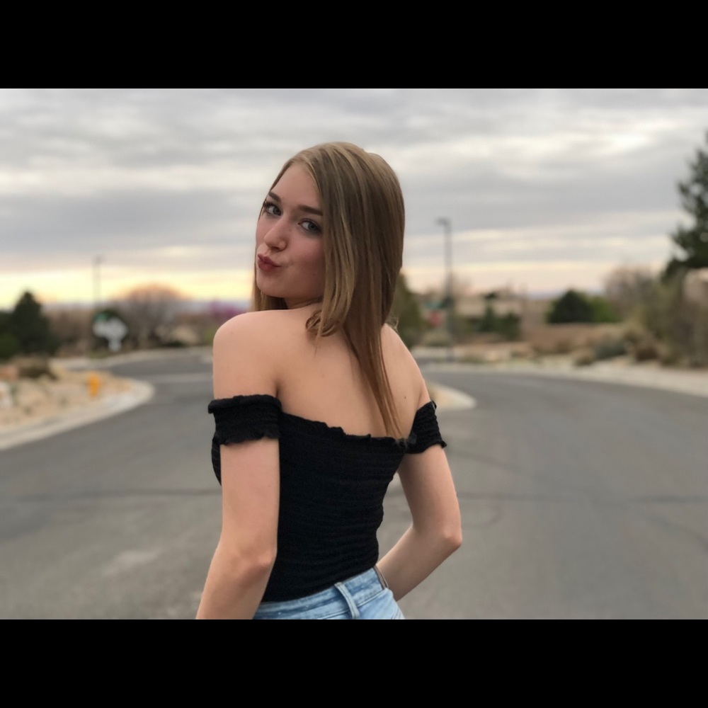 Bodysuit with mini sleeves